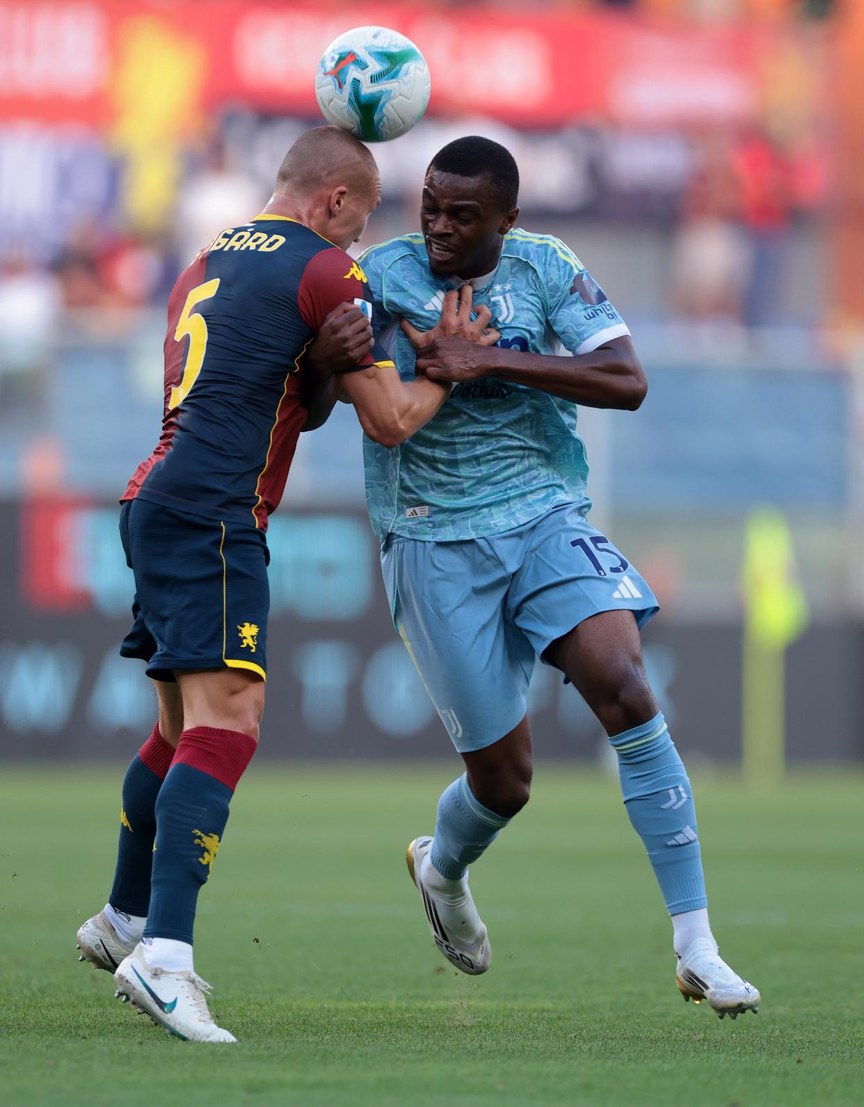 包含转会期尤文图斯造点机会：意甲节点到来，质疑声仍在，赛程密集仍需轮换的词条